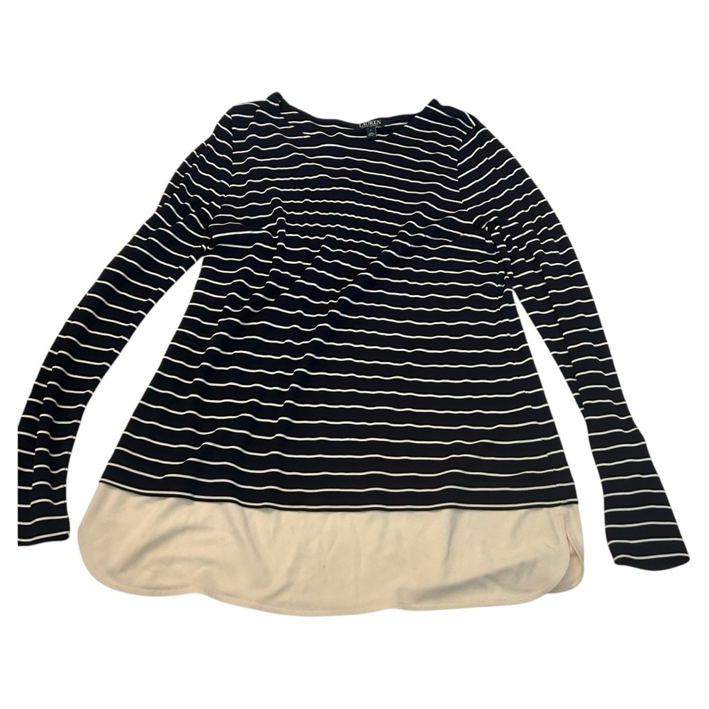 Lauren Ralph lauren blue and white long sleeve blouse with white scooped hem